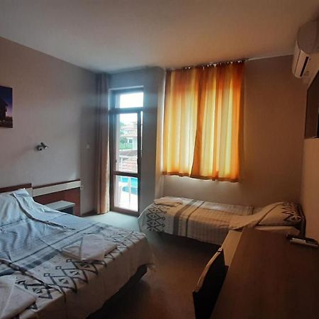 Family Hotel Favourite Obzor Luaran gambar