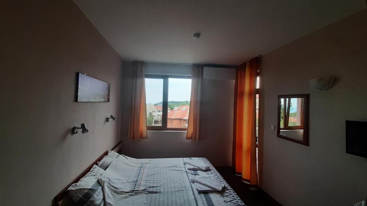 Family Hotel Favourite Obzor Luaran gambar